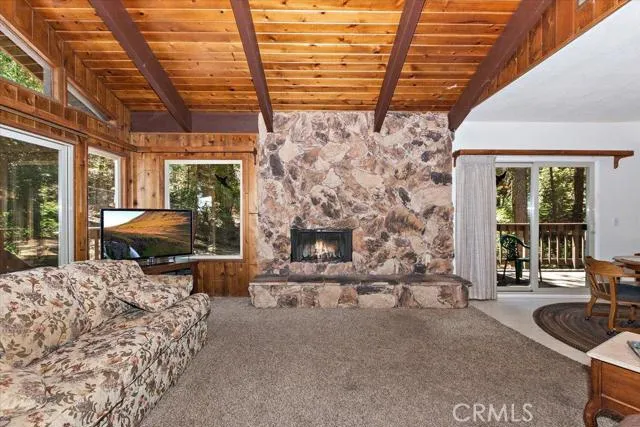 24543 S Albrun Drive, Crestline, California 92325