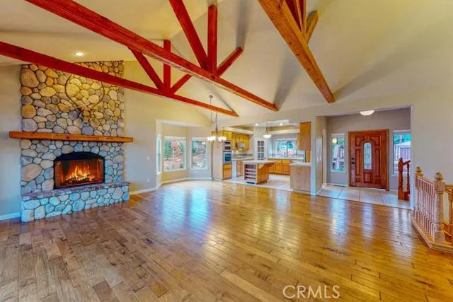 1216 Golden Rule Lane, Lake Arrowhead, California 92352