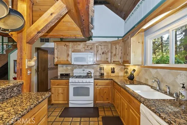 612 Timber Lane, None, California 92315