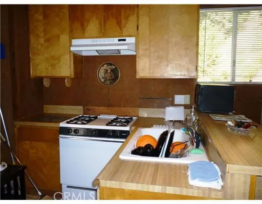 737 Arrowhead Villas Road, Lake Arrowhead, California 92352