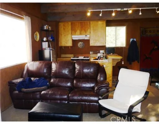 737 Arrowhead Villas Road, Lake Arrowhead, California 92352