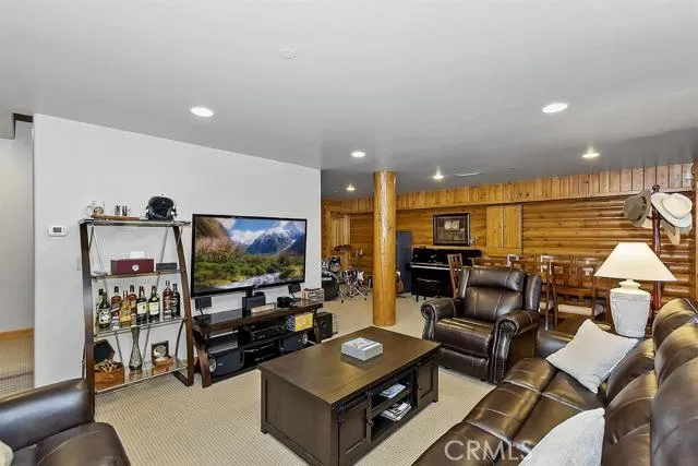 262 Fairway Drive, Lake Arrowhead, California 92352