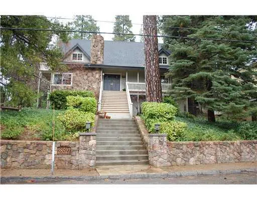28527 Shenandoah, Lake Arrowhead, California 92352