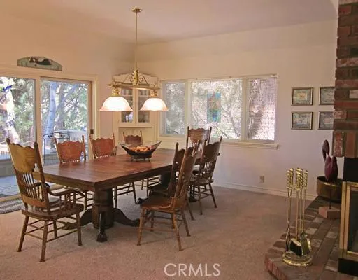 159 Cypress Drive, Lake Arrowhead, California 92352