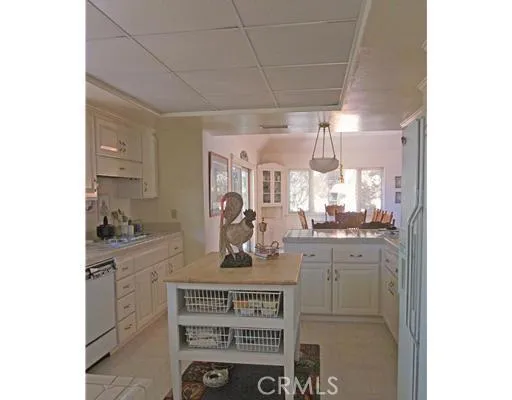 159 Cypress Drive, Lake Arrowhead, California 92352