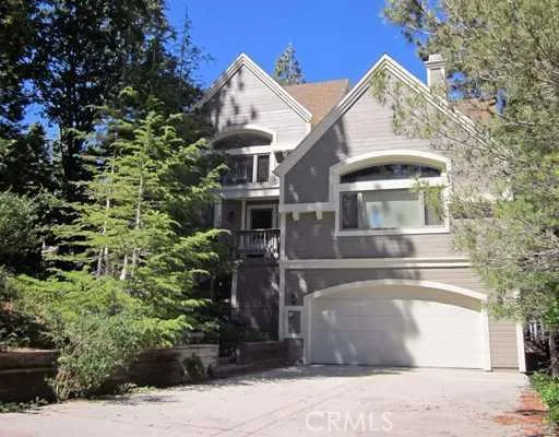 159 Cypress Drive, Lake Arrowhead, California 92352