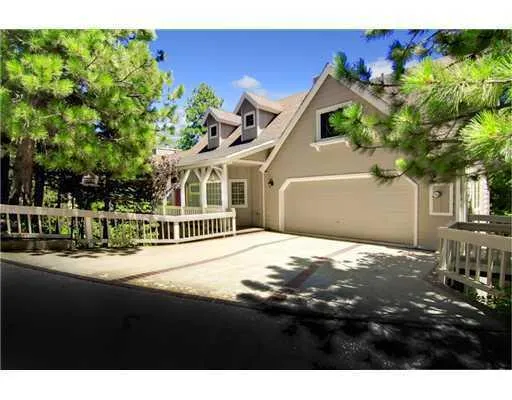 155 Cypress Drive, Lake Arrowhead, California 92352