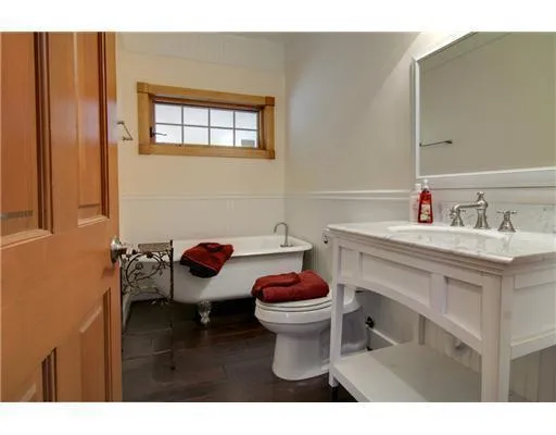 155 Cypress Drive, Lake Arrowhead, California 92352