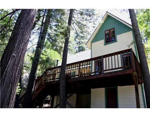 27675 Lake Edge Road, Lake Arrowhead, California 92352