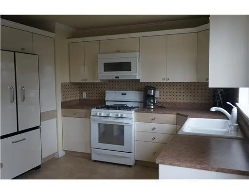 24288 Zurich Drive, Crestline, California 92325