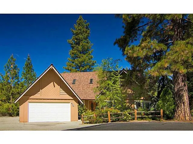 646 Giant Pine Ridge, Lake Arrowhead, California 92352