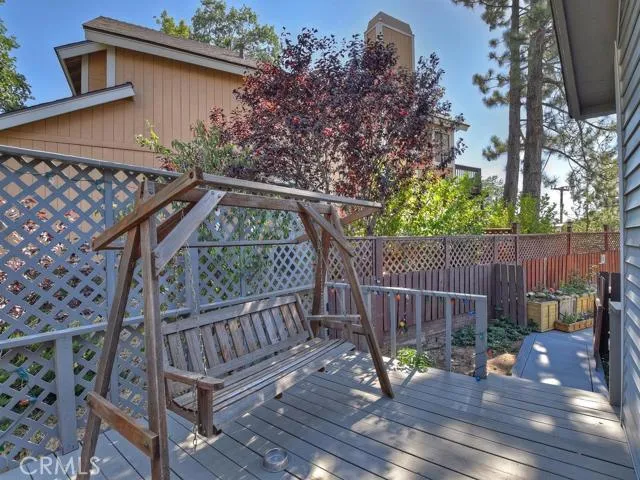 1217 Yukon Drive, Lake Arrowhead, California 92352
