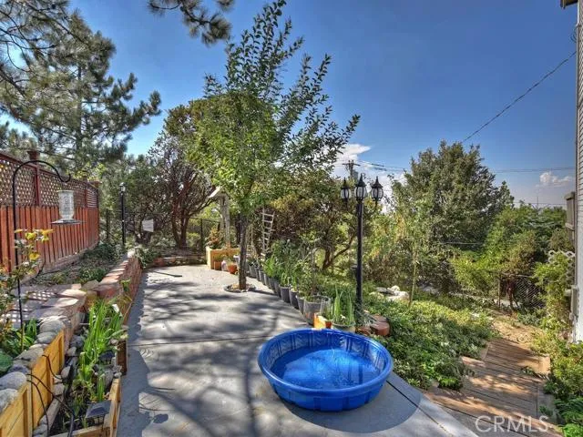 1217 Yukon Drive, Lake Arrowhead, California 92352