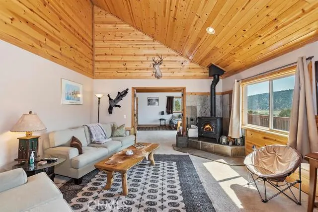 45528 4th Street, None, California 92314