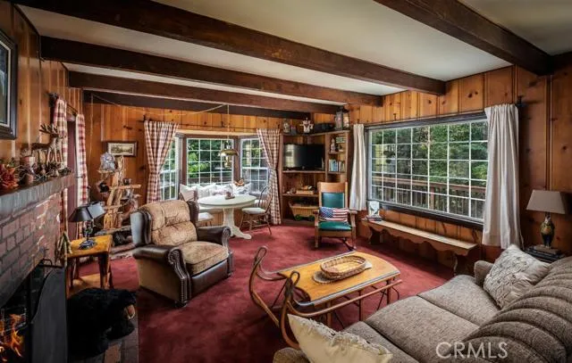 238 C Lane, Lake Arrowhead, California 92352