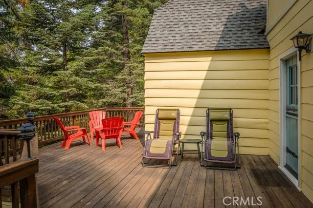 238 C Lane, Lake Arrowhead, California 92352
