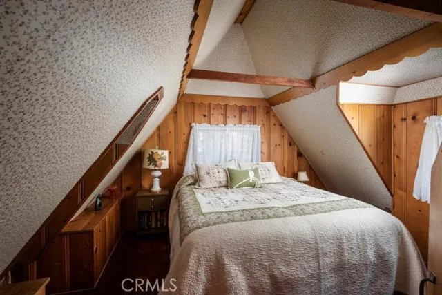 UPPER LEVEL BEDROOM #2 WITH 2 TWIN BEDS IN DORMER FOR KIDS SLEEP AREA.