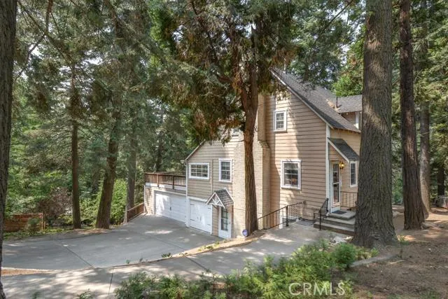 920 Oak Road, Lake Arrowhead, California 92352