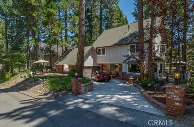 415 Bel Air Drive, Lake Arrowhead, California 92352