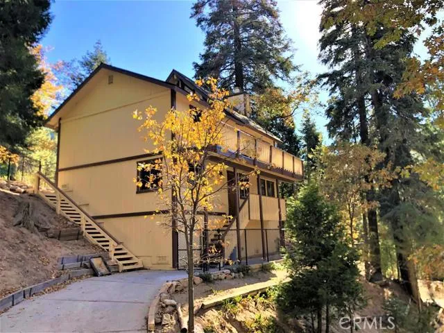 467 Cimarron Lane, Lake Arrowhead, California 92352
