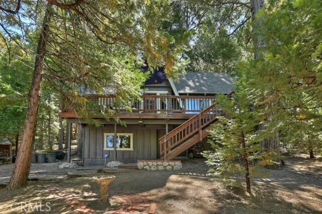 437 Golf Course Way, Lake Arrowhead, California 92352