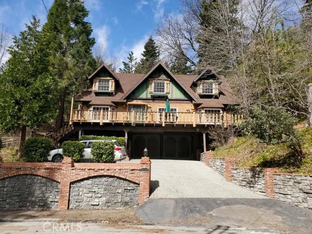 180 Brentwood Drive, Lake Arrowhead, California 92352