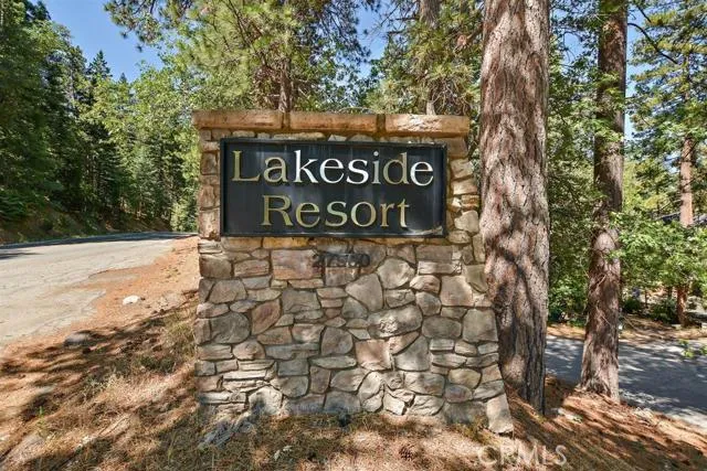 39-27500 St Hwy 189, Lake Arrowhead, California 92352