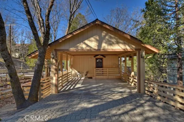 1071 Oak, Lake Arrowhead, California 92352