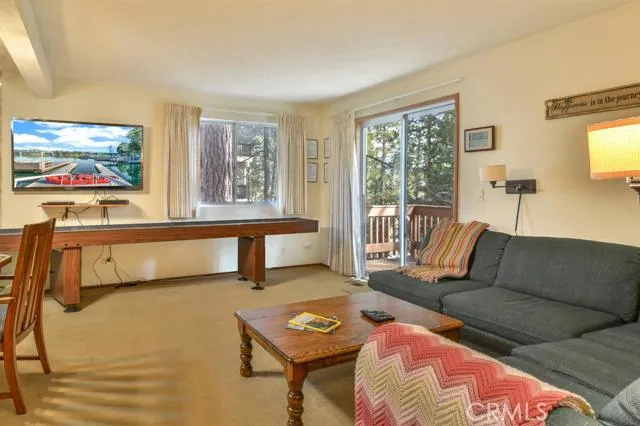 26655 Thunderbird Drive, Lake Arrowhead, California 92352
