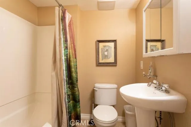 27900 N Bay Road, Lake Arrowhead, California 92352