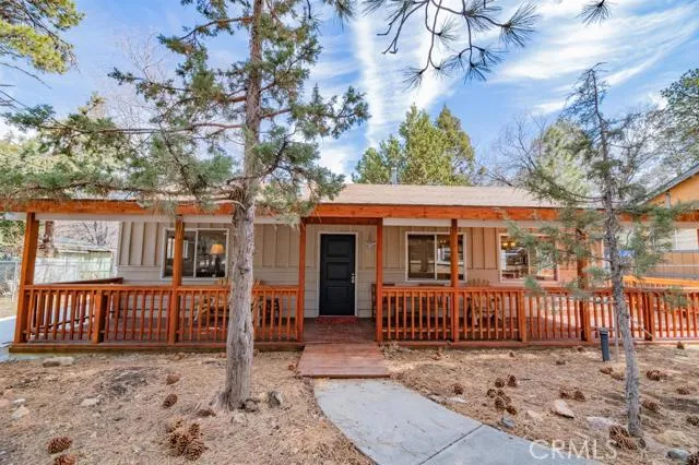 557 Sunset Lane, Sugar Loaf, California 92314
