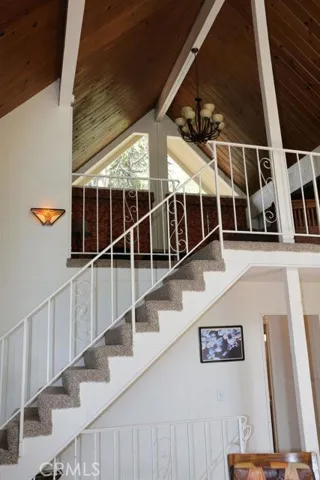 28687 Shenandoah Drive, Lake Arrowhead, California 92352