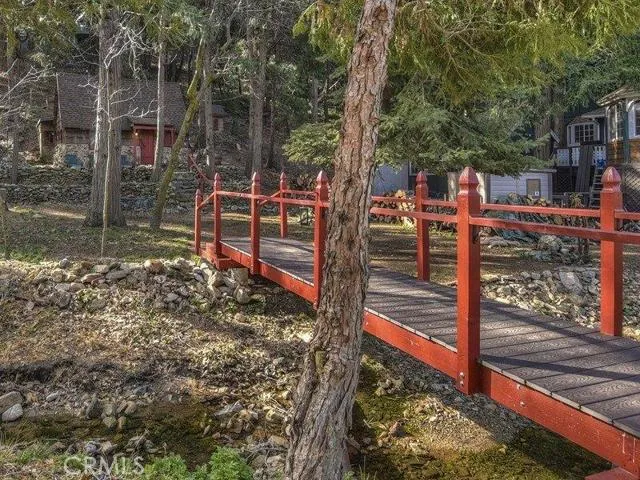 23270 Brookside Road, Crestline, California 92325