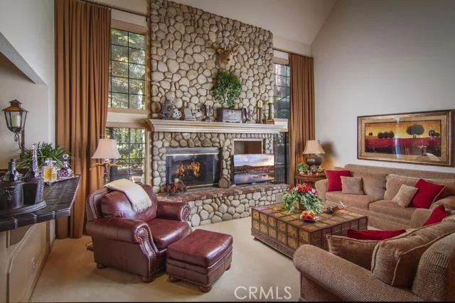 504 Meadow Bay Court, Lake Arrowhead, California 92352
