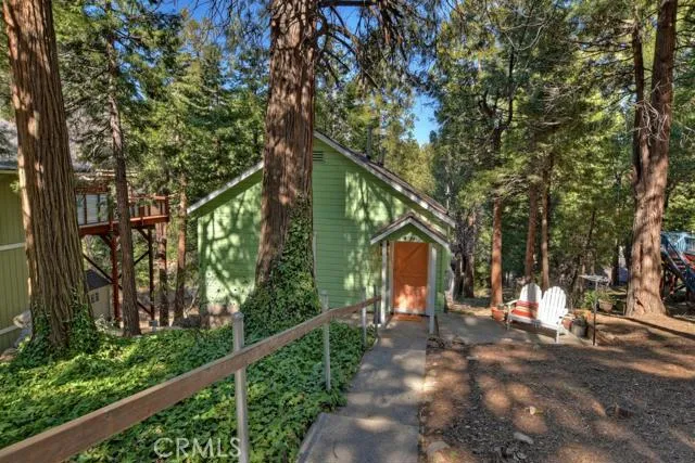 23872 Wildwood Lane, Crestline, California 92325