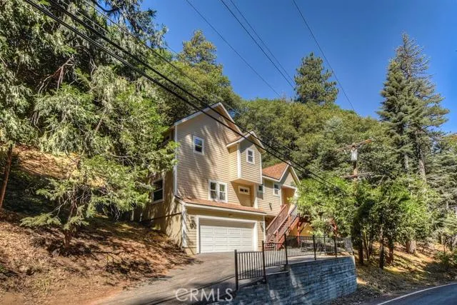 372 Dart Canyon Road, Crestline, California 92325