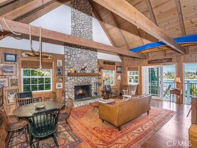 352 John Muir Road, Lake Arrowhead, California 92352
