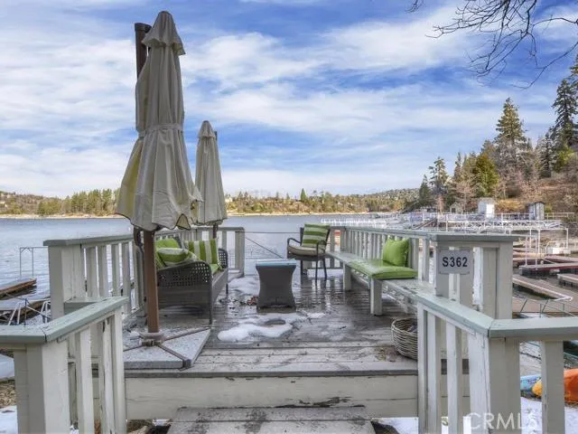 352 John Muir Road, Lake Arrowhead, California 92352