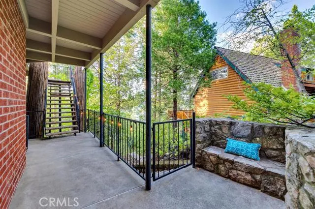 27780 Greenway Drive, Lake Arrowhead, California 92352