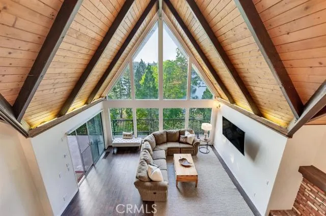 27780 Greenway Drive, Lake Arrowhead, California 92352