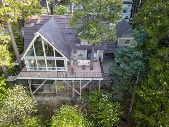 27780 Greenway Drive, Lake Arrowhead, California 92352