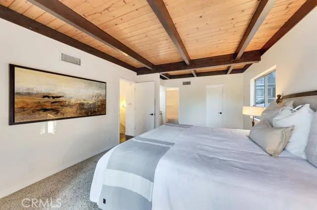 27780 Greenway Drive, Lake Arrowhead, California 92352