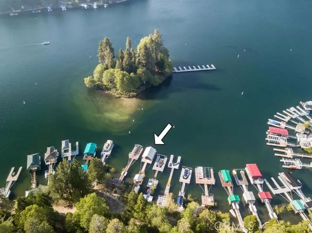 27780 Greenway Drive, Lake Arrowhead, California 92352