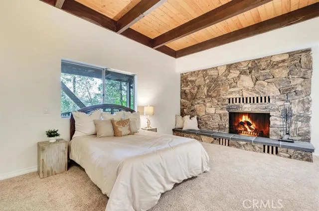 27780 Greenway Drive, Lake Arrowhead, California 92352