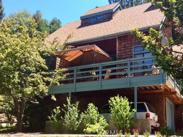 589 Karen Ken Pines Drive, Twin Peaks, California 92391
