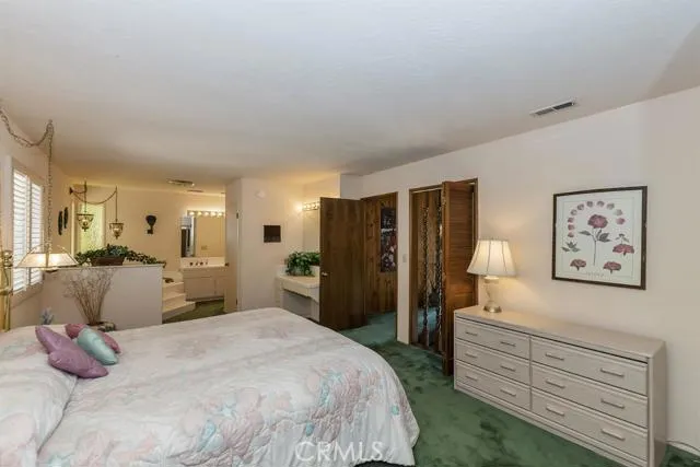 221 Corona Circle, Lake Arrowhead, California 92352