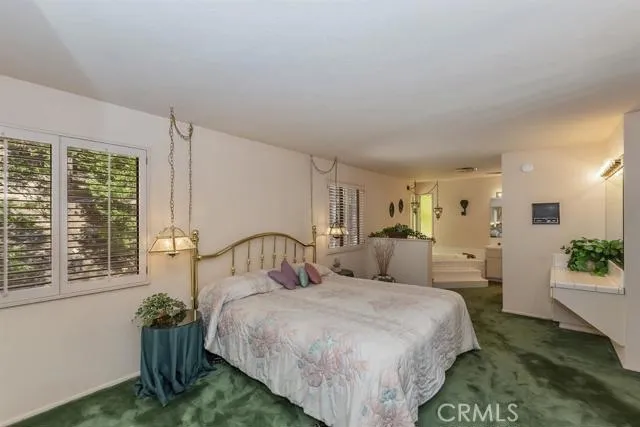 221 Corona Circle, Lake Arrowhead, California 92352