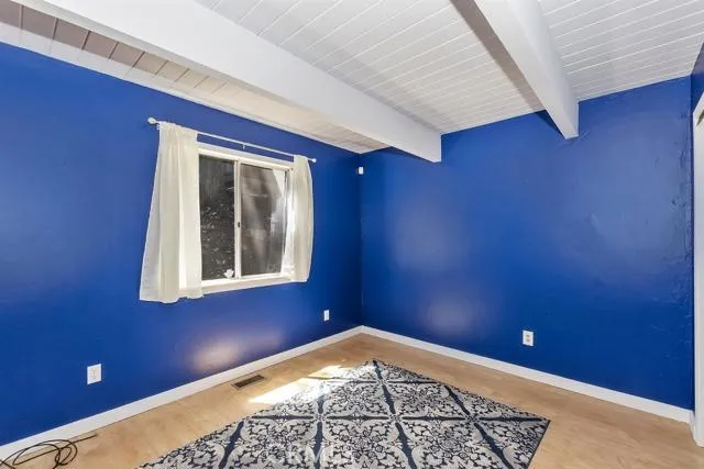 28819 Potomac Drive, Lake Arrowhead, California 92352
