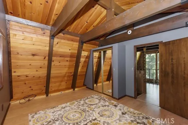 28819 Potomac Drive, Lake Arrowhead, California 92352