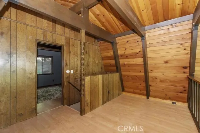 28819 Potomac Drive, Lake Arrowhead, California 92352